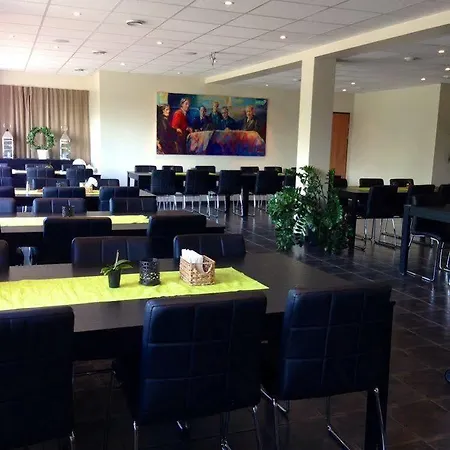 Hotel Horten 3*